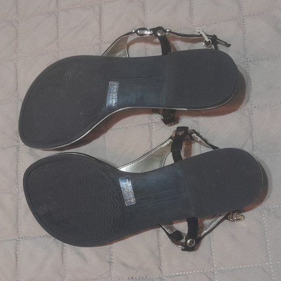 Guess GFShelsy Sandal - Picture 3 of 4